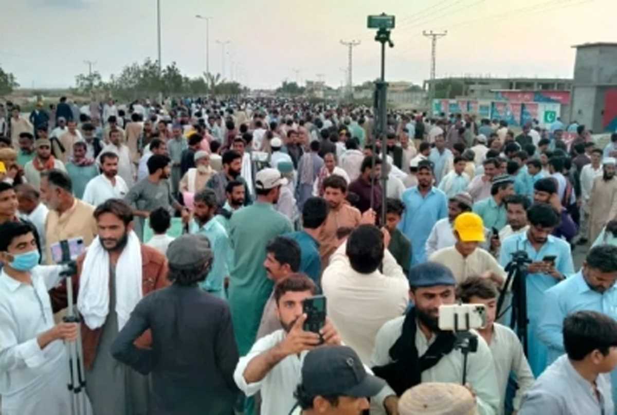 पुलिस ने हमारे 10 कार्यकर्ताओं को एबटाबाद संघर्ष में मार डाला : तहरीक-ए-लब्बैक पाकिस्तान